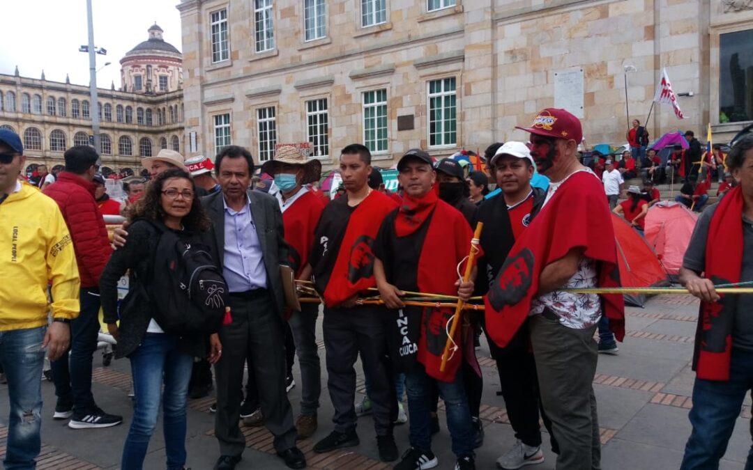 SINTRAEDUCACIÓN – FENALTRAESP presente en las luchas del magisterio colombiano !!!